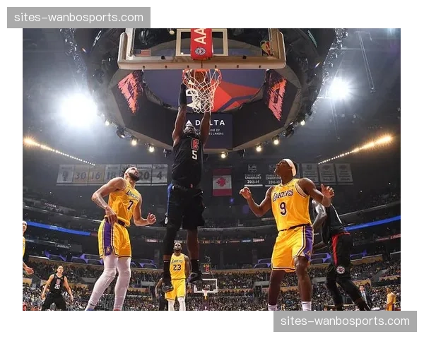 戴格诺特启用阿杰伊米切尔首发，雷霆衔接段投手战术设计精妙