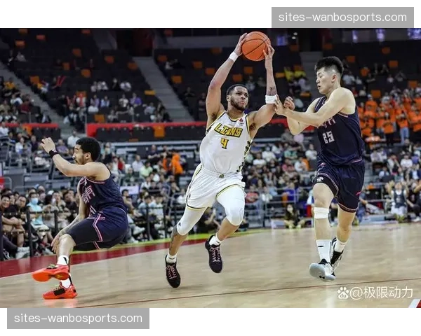 广厦豪取五连胜重登积分榜榜首 胡金秋塔克双核驱动显统治力